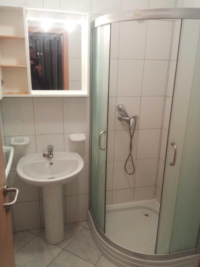 Apartment Melani Pula Bagian luar foto